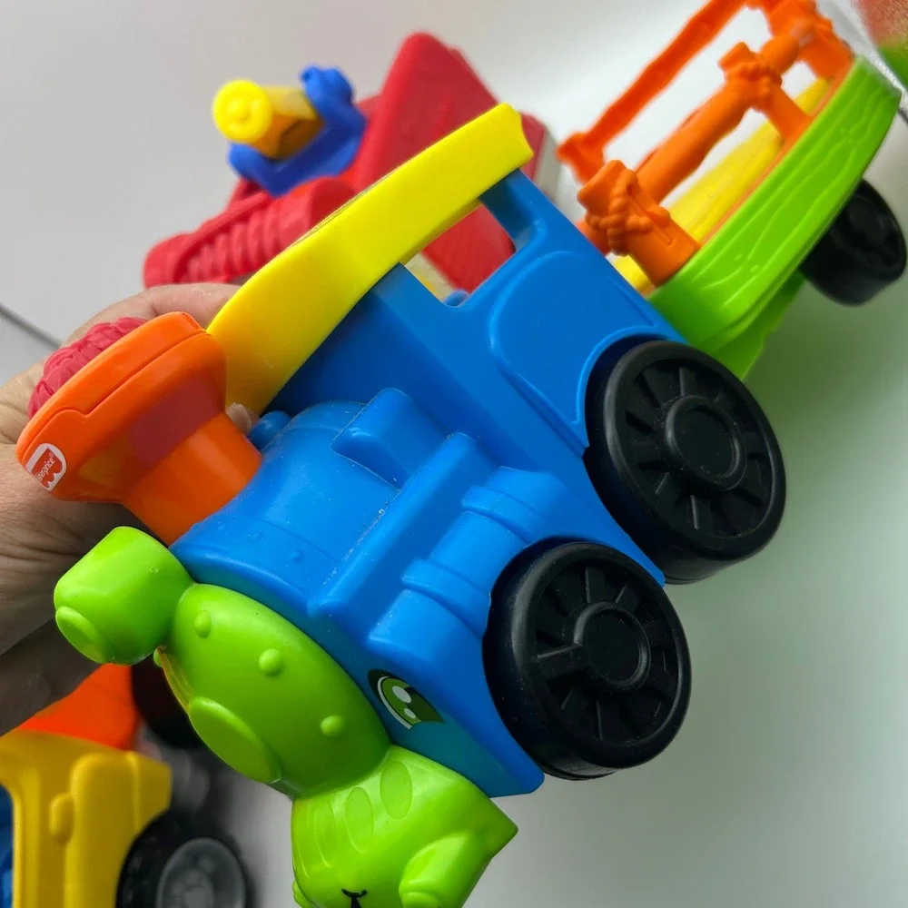 Fisher-Price Little People Vehicle Lot Dump Truck Fire Engine Train 3pc Set